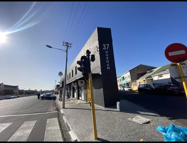 143M² RETAIL TO LET IN SALT RIVER